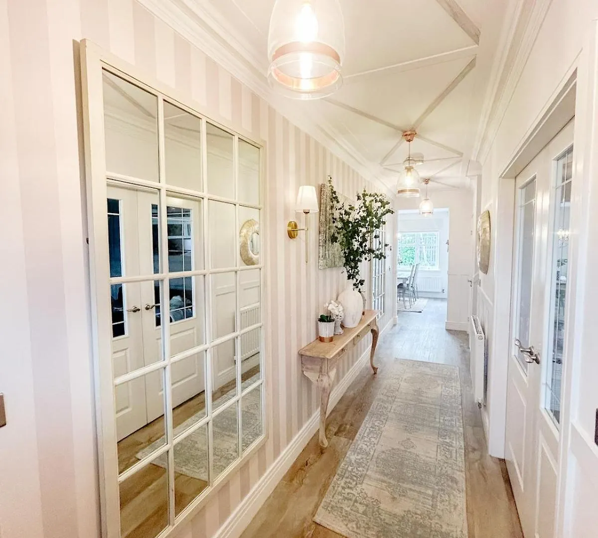 Luxury Large Family Home In Edinburgh