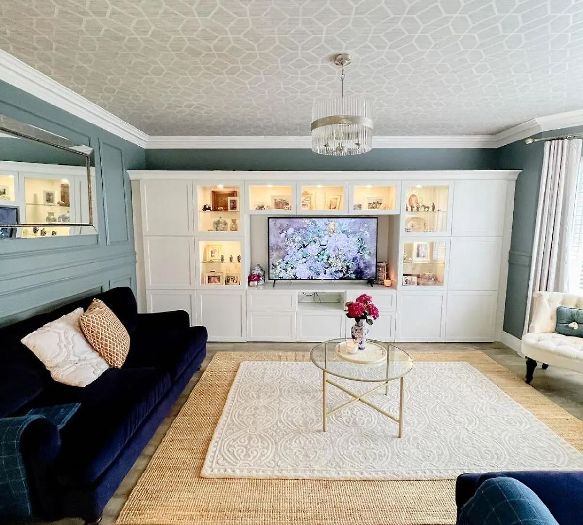 Luxury Large Family Home In Edinburgh