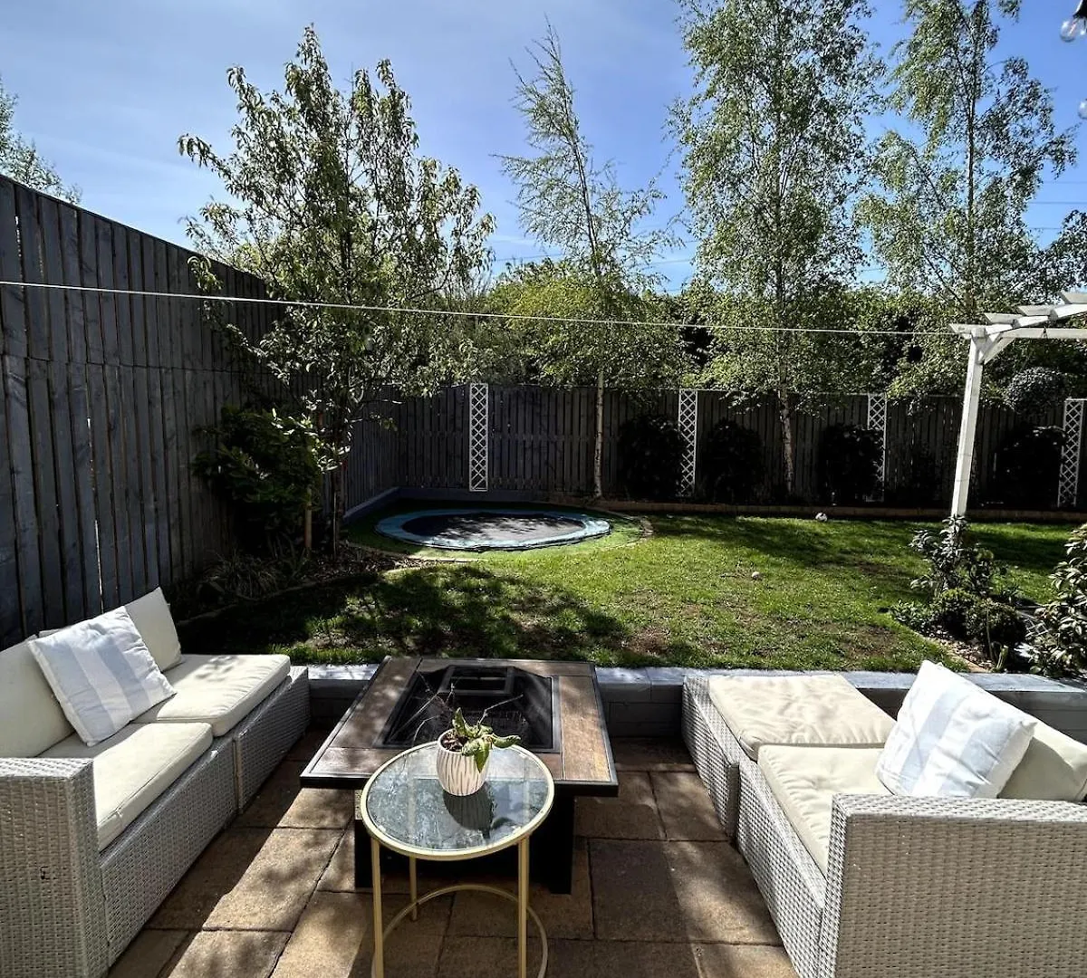 Luxury Large Family Home In Edinburgh