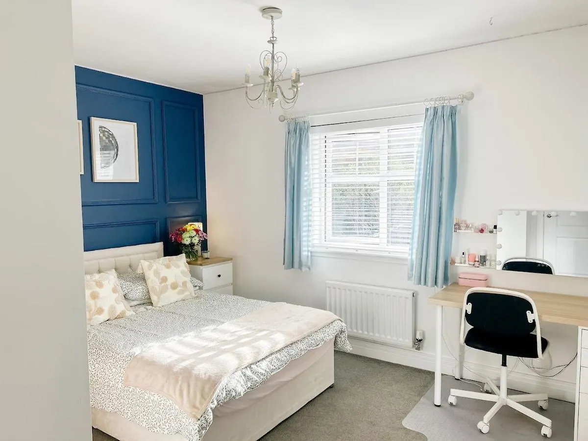 Luxury Large Family Home In Edinburgh Feriehus
